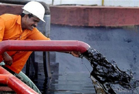 Saudi Arabia hit by low oil prices again